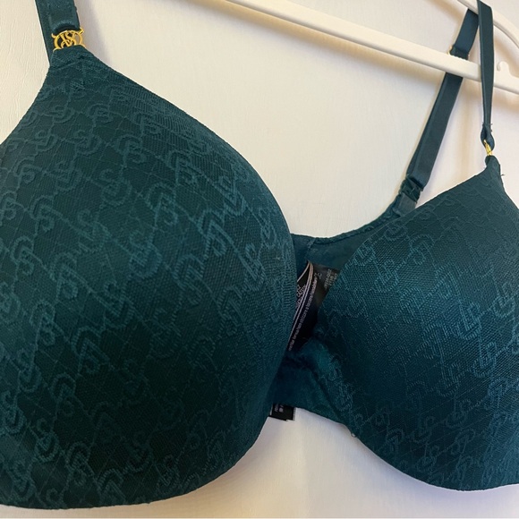 Victorias Secret Bras 38C - Picture 6 of 12